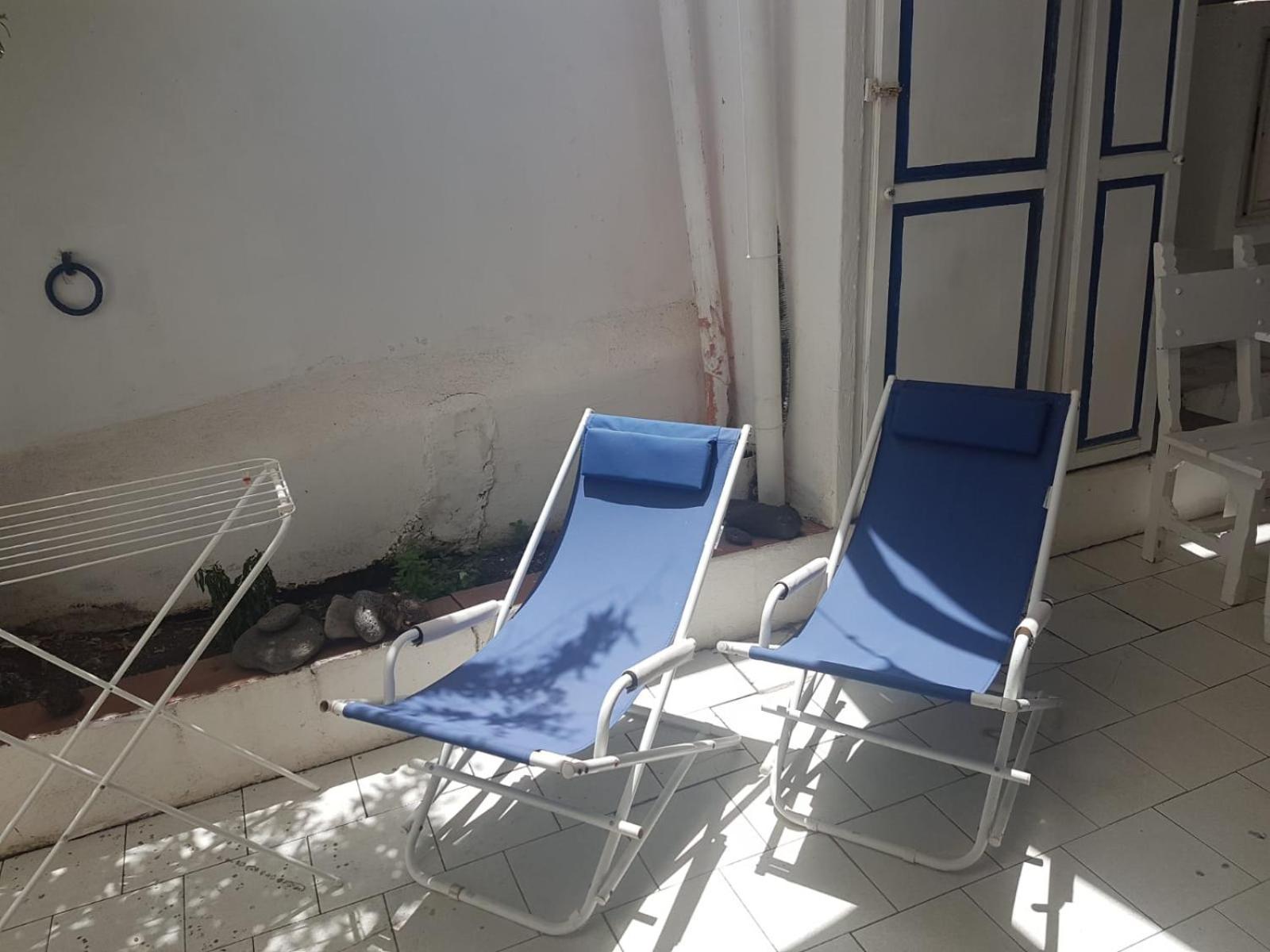 Apartamento Con I Piedi Nell'Acqua Estrómboli Habitación foto